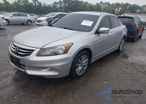 2011 Honda Accord 3.5 Ex-L из США, поврежденный, VIN 1HGCP3F86BA015723